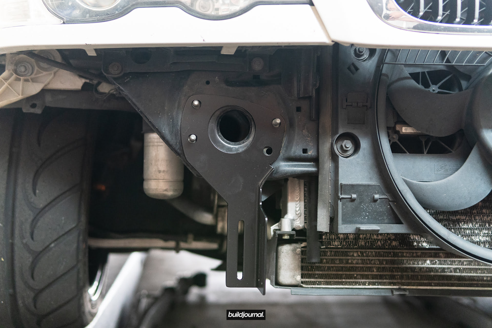 Quick-Release Adjustable Front Splitter Brackets Install DIY
