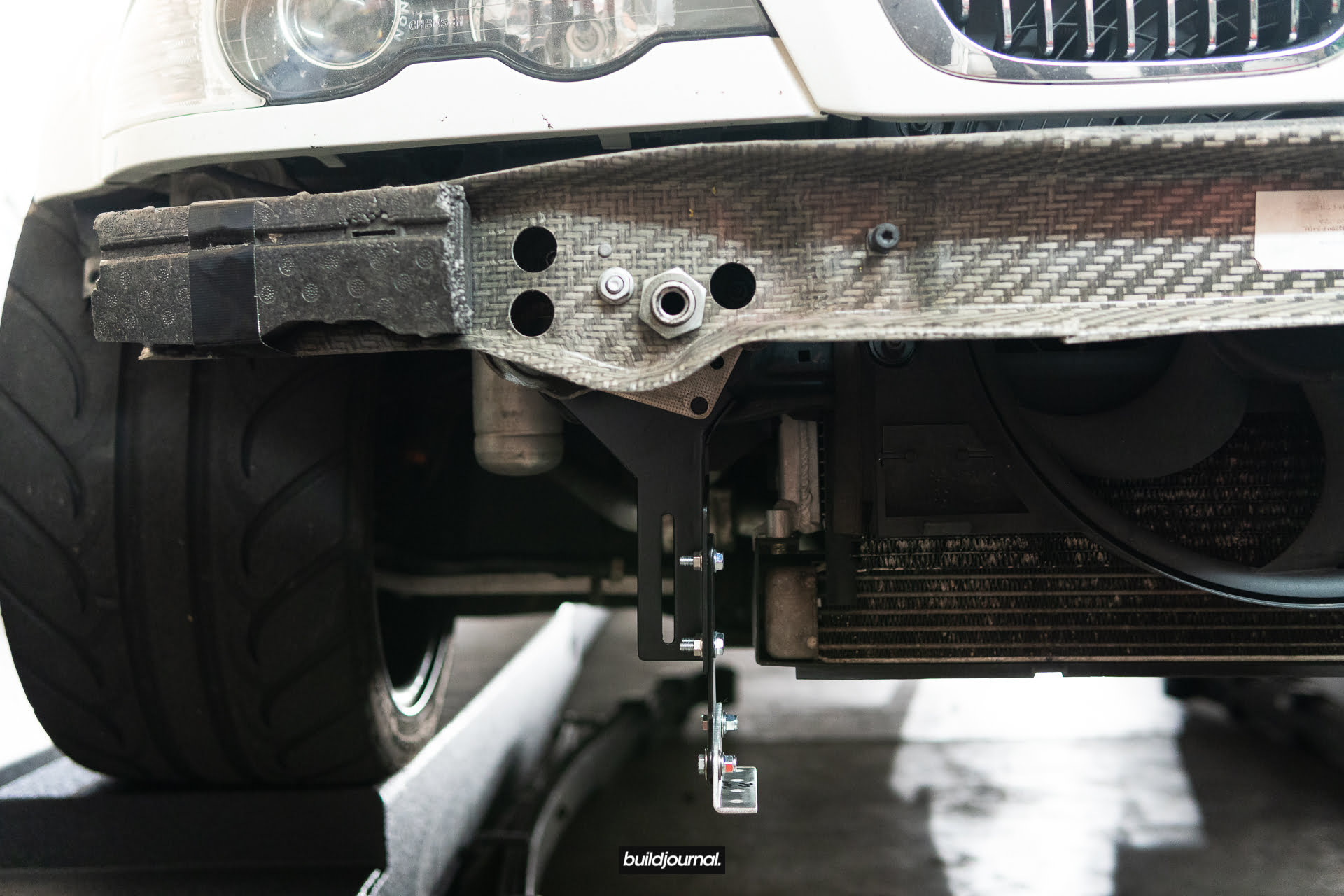 Quick-Release Adjustable Front Splitter Brackets Install DIY