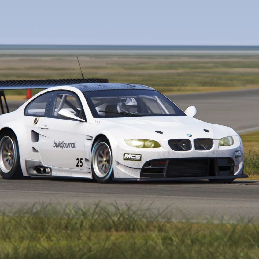BMW E92 M3 GT2 @ Buttonwillow CW13 - 1:39.902 [Assetto Corsa]